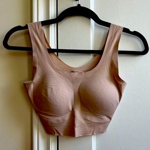 TRUE BODY SCOOP NECK BRA
